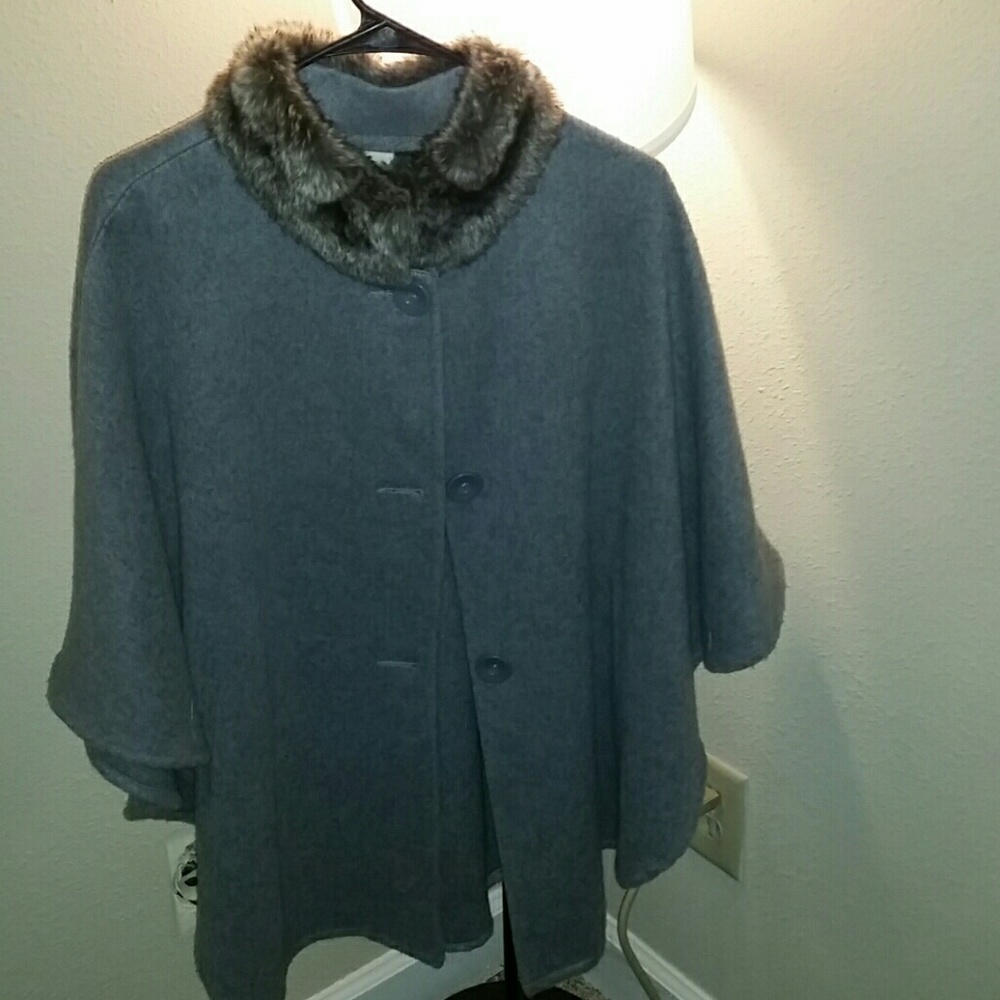 Copper Key Girls' Poncho – Gray with Brown Faux Fur Collar, Size XL (Pre-Owned)